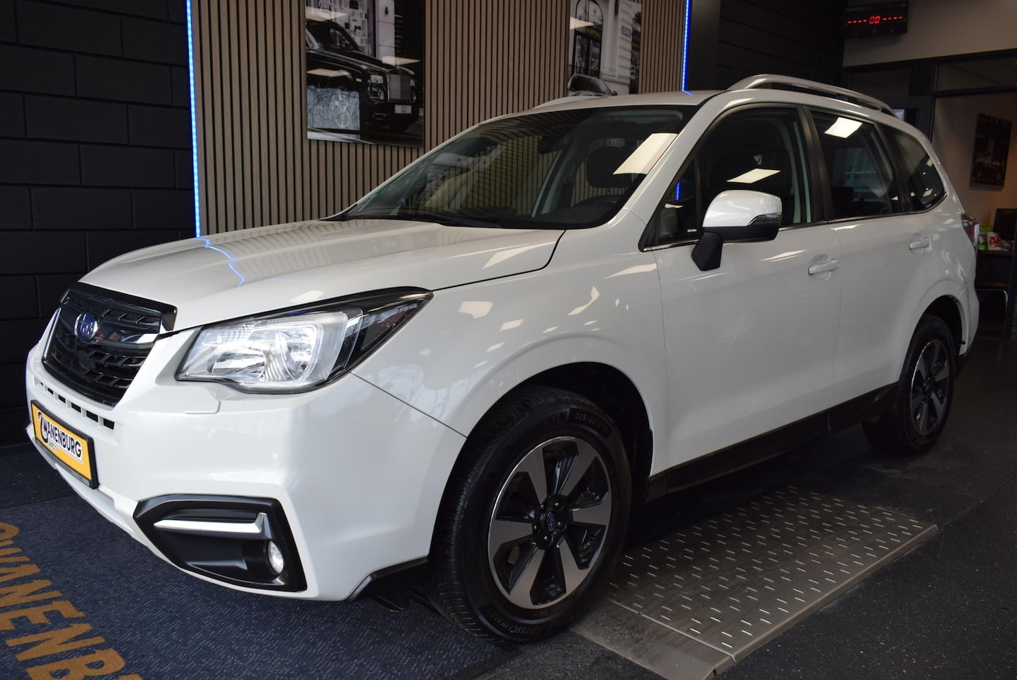 Subaru Forester - 2.0 Comfort Airco Km 165.400!! - AutoWereld.nl