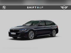 BMW 5-serie Touring - 530e M-Sport | Panoramadak | CoPilot | Head Up | Laser