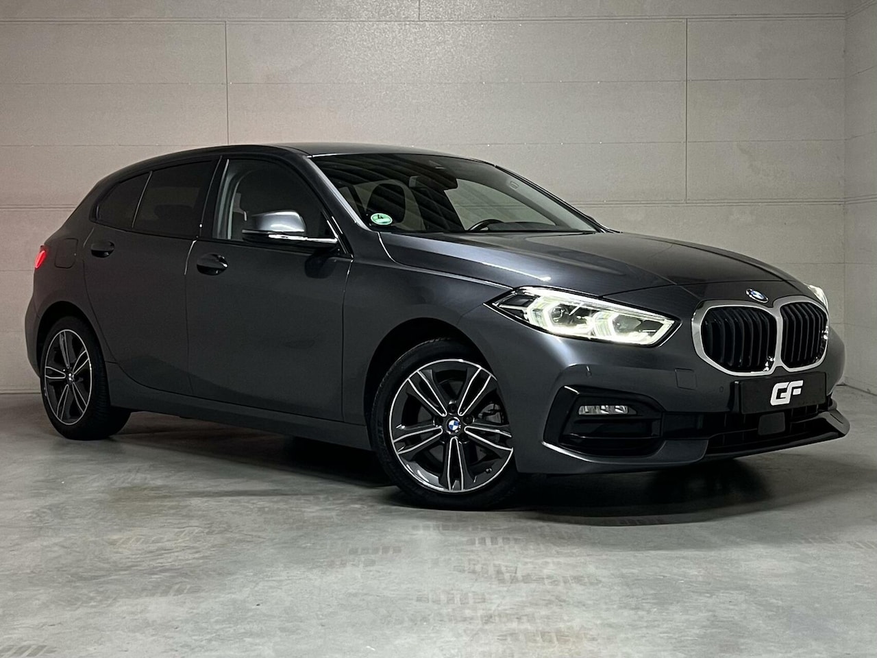 BMW 1-serie - 118i Sport Navi Cruise CarPlay Sfeerver. NAP - AutoWereld.nl