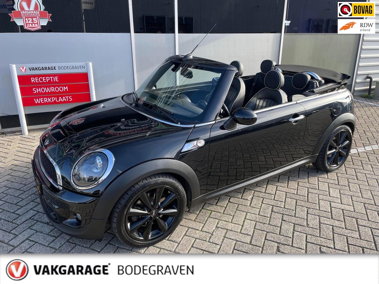 MINI Cabrio - Mini 1.6 Cooper S / automaat / leer - AutoWereld.nl