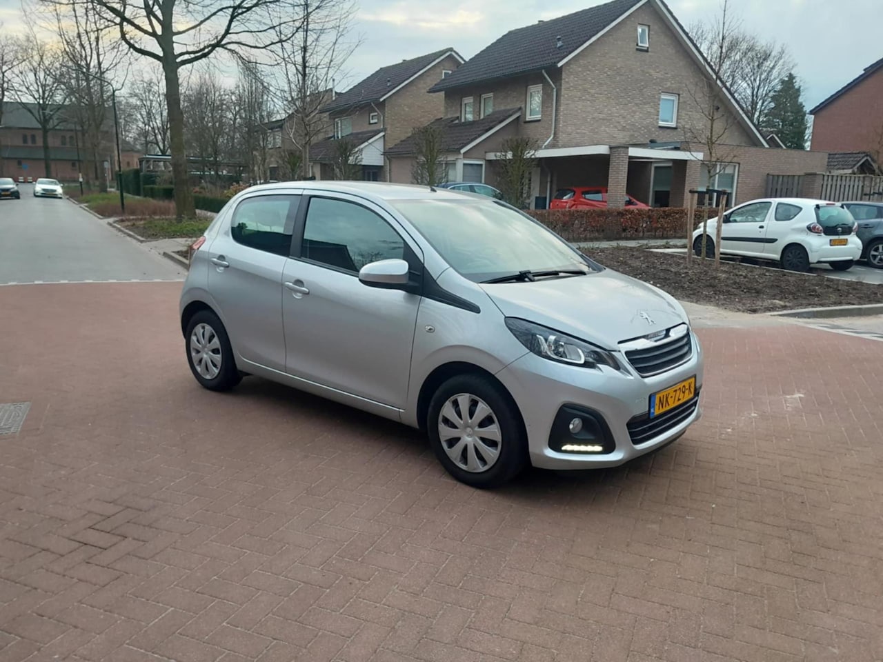 Peugeot 108 - 1.0 e-VTi Active 1.0 e-VTi Active - AutoWereld.nl