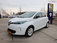 Renault Zoe - R90 Life 41 kWh R-link2, dealer onderhouden, Keyless, 1e eig, PDC Aanbieding