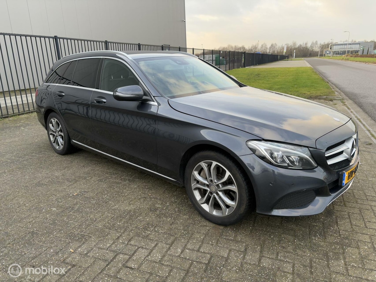 Mercedes-Benz C-klasse Estate - 350 e Lease Edition 350 e Lease Edition - AutoWereld.nl