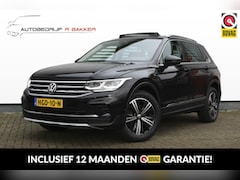 Volkswagen Tiguan - 1.4 TSI eHybrid Elegance // Elek. Trekhaak - Panoramadak - Matrix LED IQ Light - Camera