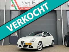 Alfa Romeo Giulietta - 1.4 Turbo 150 PK Sprint Clima/Cruise/Panoramadak/Navi