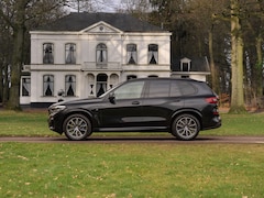 BMW X5 - xDrive45e High Executive | M-pakket | Panoramadak | Adapt. cruise | Luchtvering | Memory s