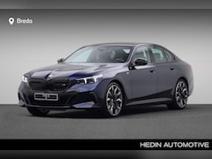 BMW i5 - Sedan M60 xDrive | M Sportpakket Pro | Stoelventilatie voor beide voorstoelen | Bowers & W