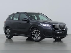 BMW X1 - sDrive18i | M-Sport | Shadow Line | Trekhaak | Camera | Stoelverwarming | Elek. Achterklep