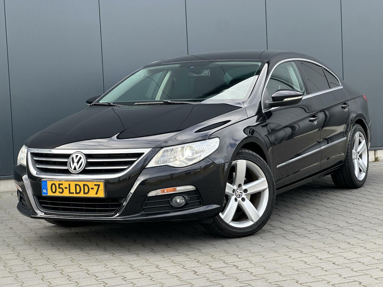 Volkswagen Passat CC - 1.8 TSI Automaat - Xenon - Navi - Cruise - Complete Historie - AutoWereld.nl