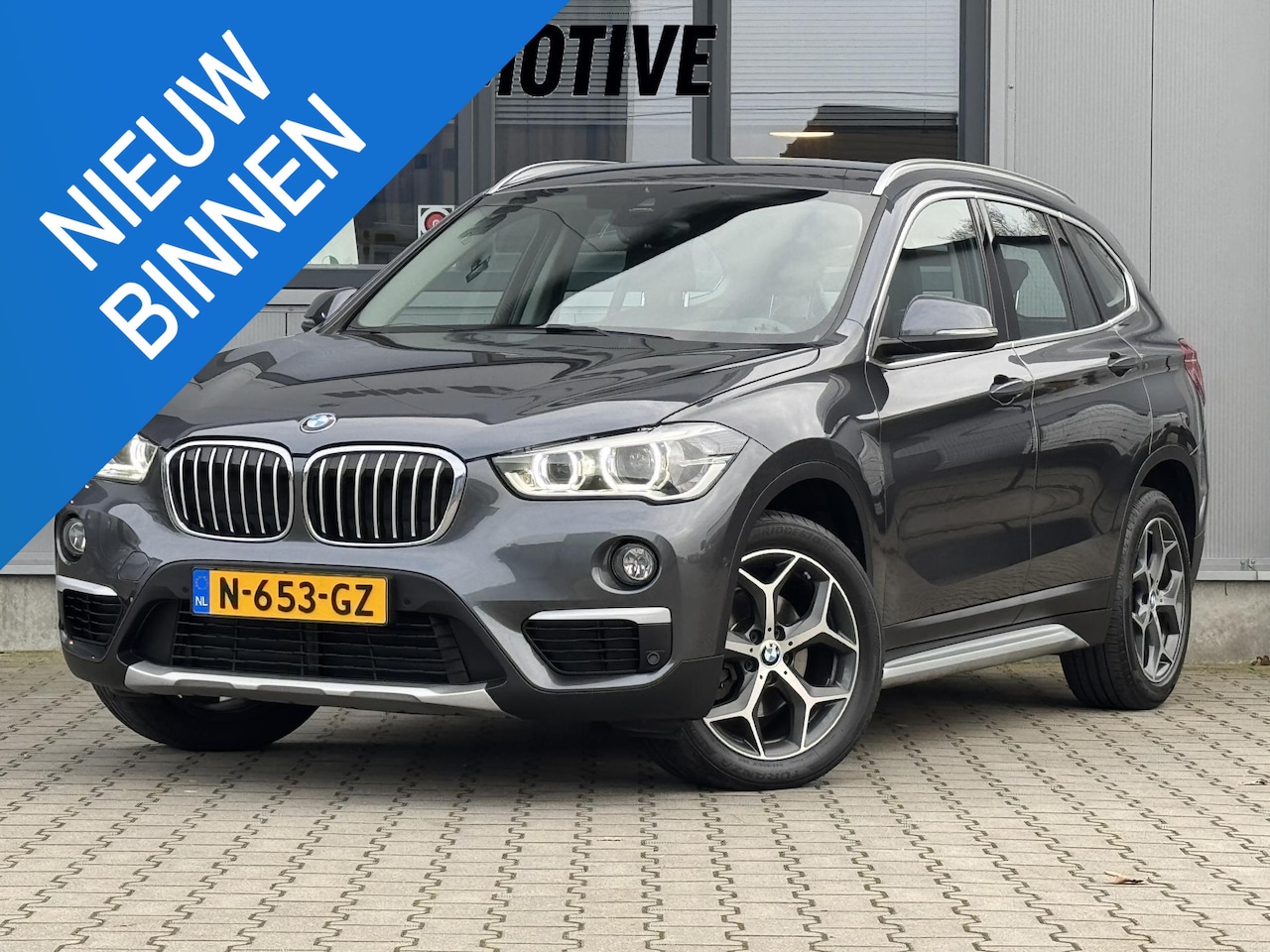 BMW X1 - xDrive18d High Executive 150 PK | 4 cilinder | Sport stoelen | Camera | Stoelverwarming - AutoWereld.nl