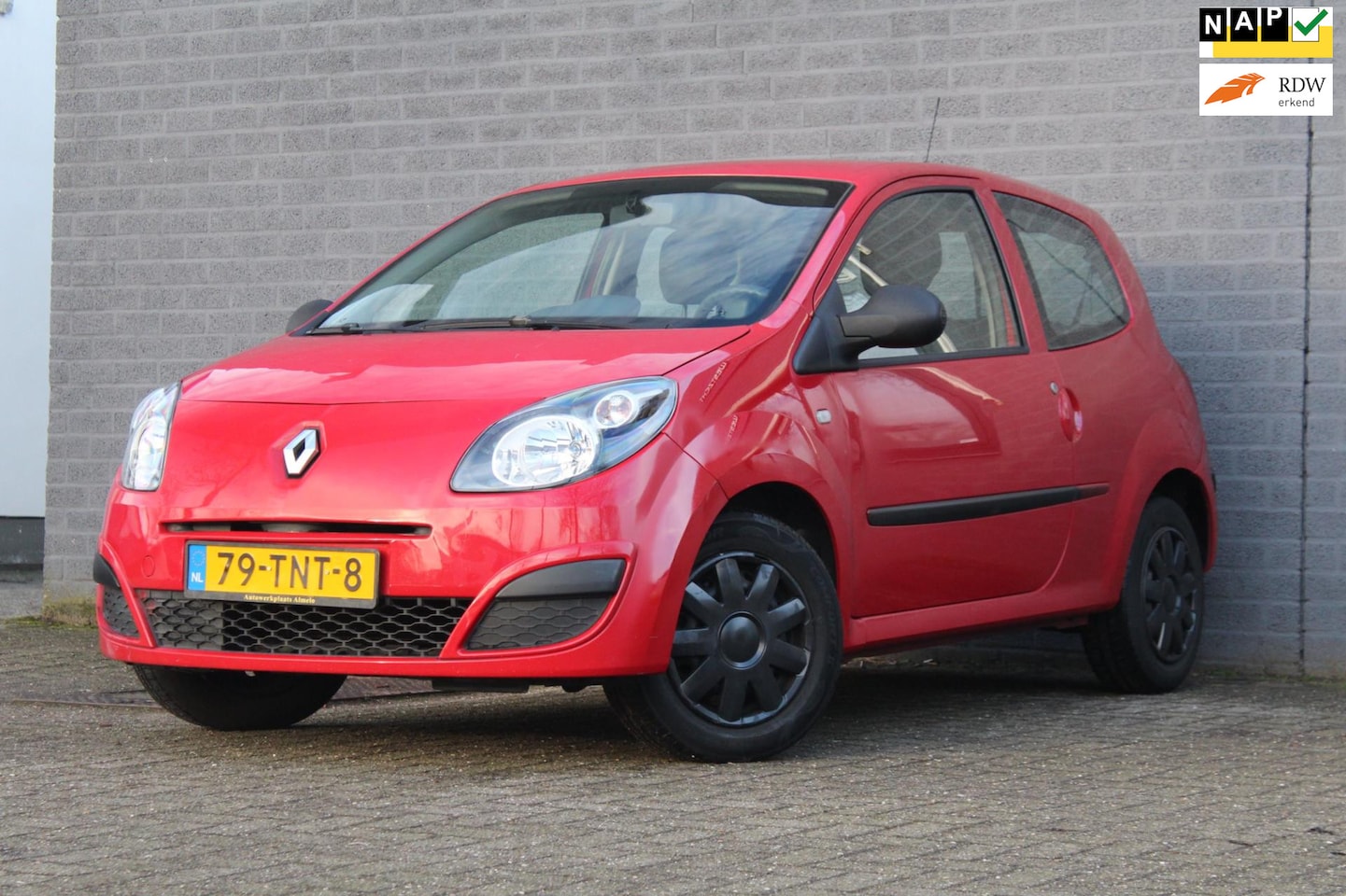 Renault Twingo - 1.2 Authentique Inruilkoopje! - AutoWereld.nl