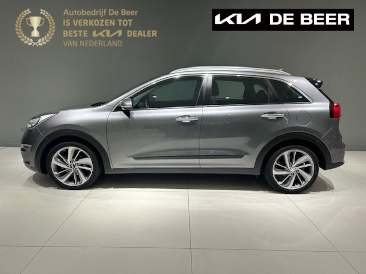 Kia Niro - 1.6 GDi Hybrid 141pk DCT6 First Edition - AutoWereld.nl