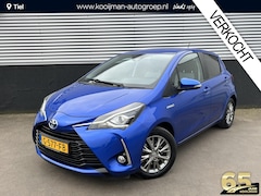 Toyota Yaris - 1.5 Hybrid Dynamic Navigatie, Trekhaak, Achteruitrijcamera, Cruise control, Privacy glass,