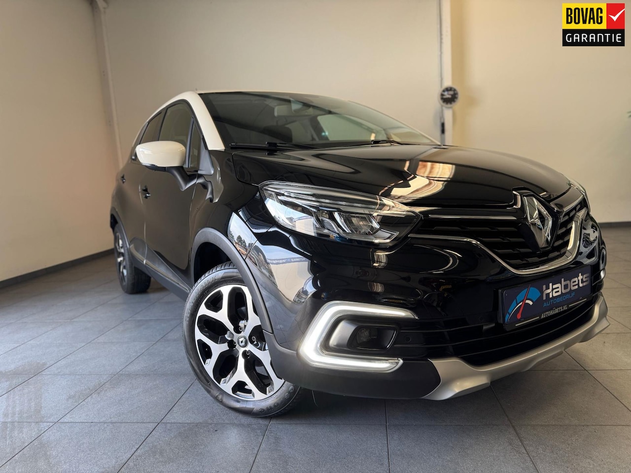 Renault Captur - 0.9 TCe Intens / Full Led / Stoelverw. / Navi / camera / Keyless / Leder / 1e Eigenaar - AutoWereld.nl