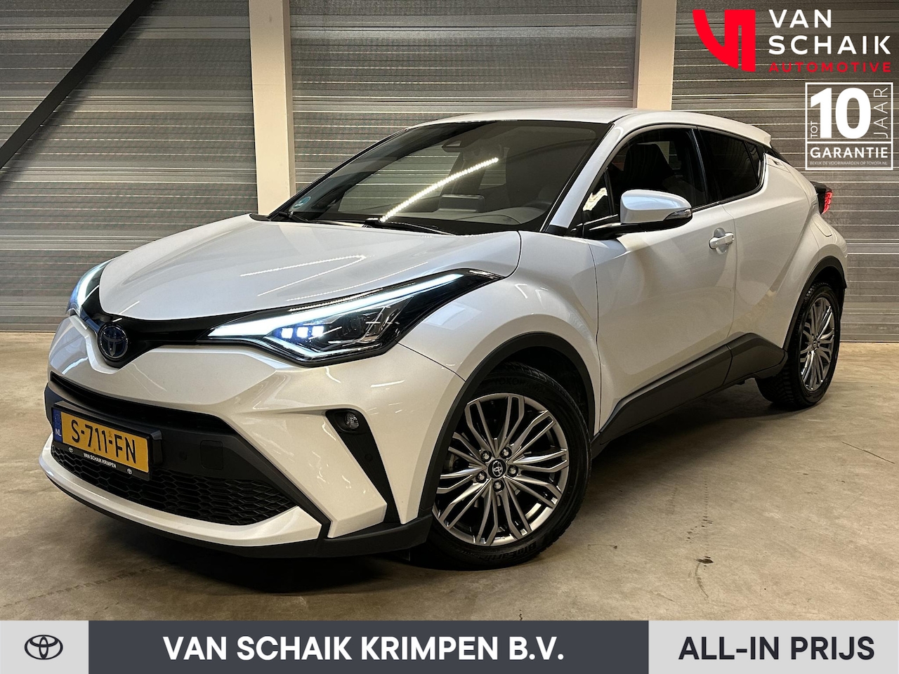 Toyota C-HR - 1.8 Hybrid Executive NL-auto LM velgen Carplay/Android Leer - AutoWereld.nl