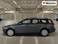 Volvo V50 - 2.4i Elan 170 PK, rijklaar+ garantie, trekhaak, voorstoelen verwarmd