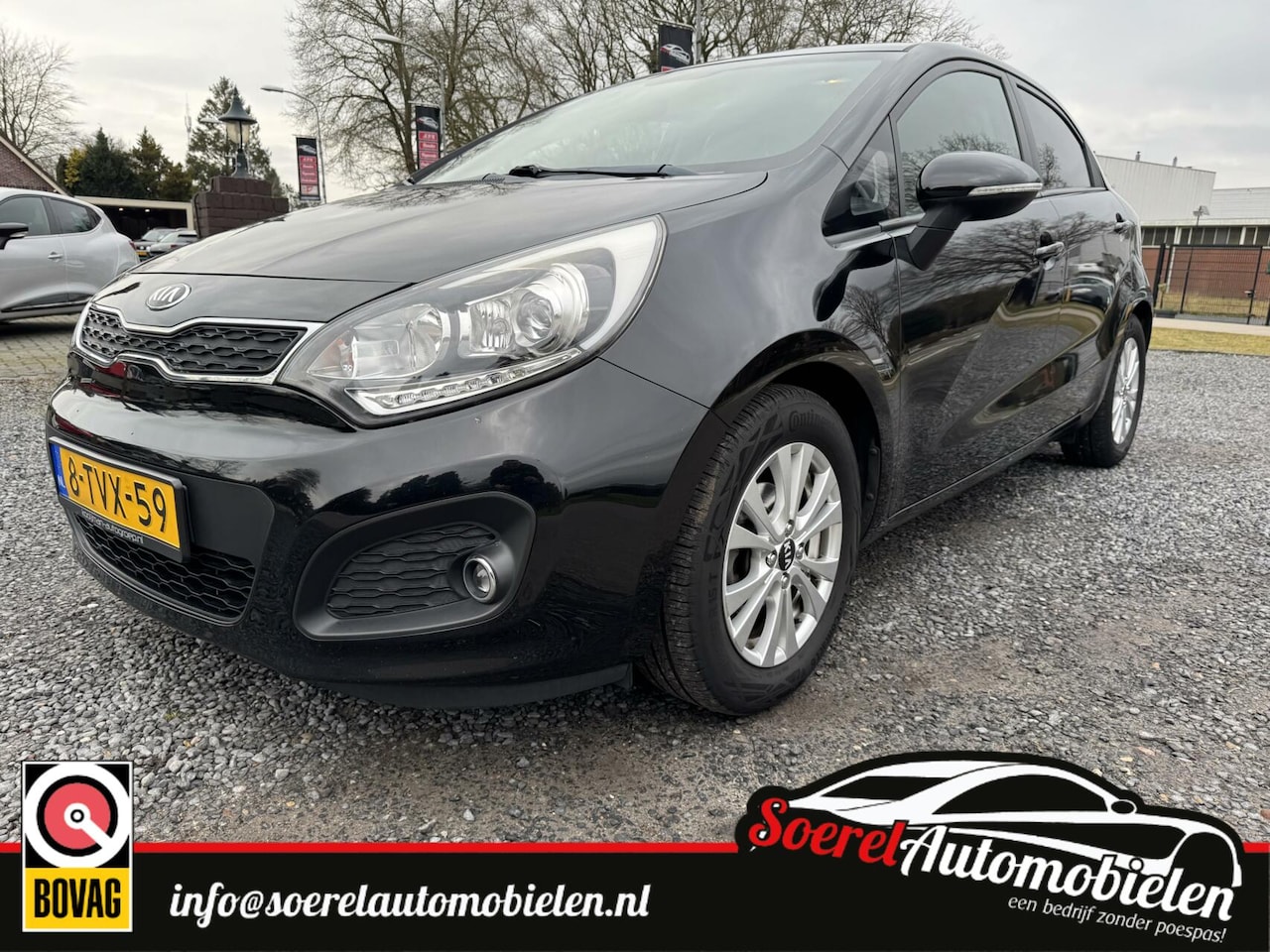 Kia Rio - 1.2 CVVT World Cup Edition 1.2 CVVT World Cup Edition,airco,cruise,leer,p.sensoren - AutoWereld.nl