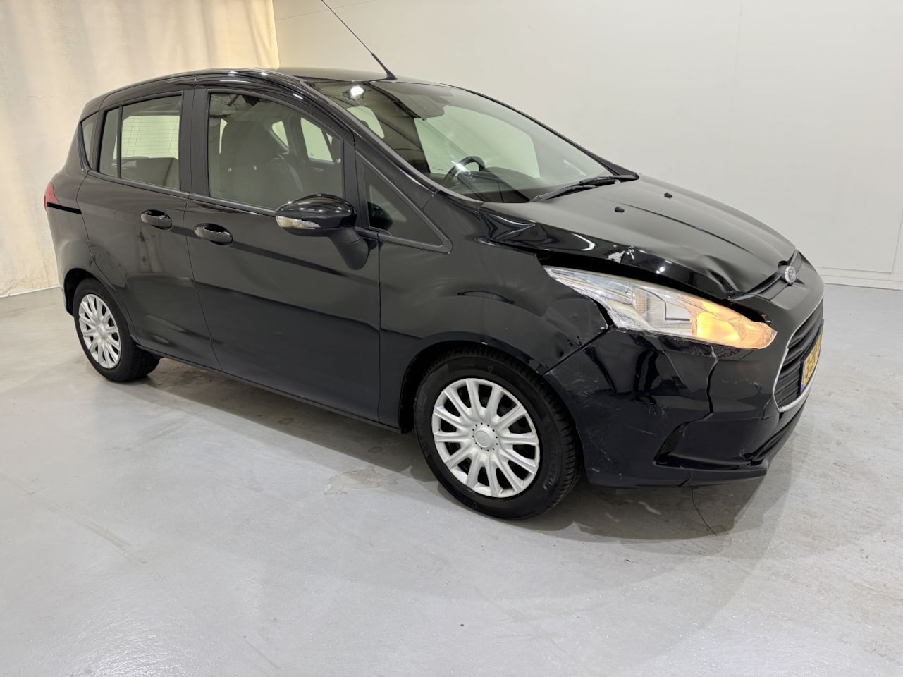 Ford B-Max - 1.0 EcoBoost Style Navi - AutoWereld.nl