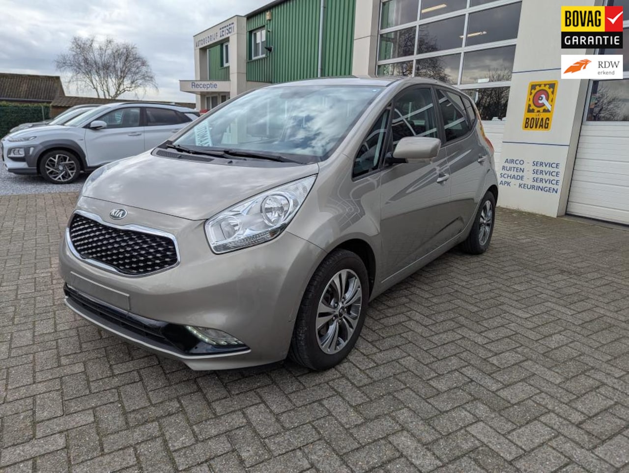 Kia Venga - 1.6 CVVT DynamicPLusLine 1.6 CVVT DynamicPLusLine, automaat, Bovag-garantie - AutoWereld.nl