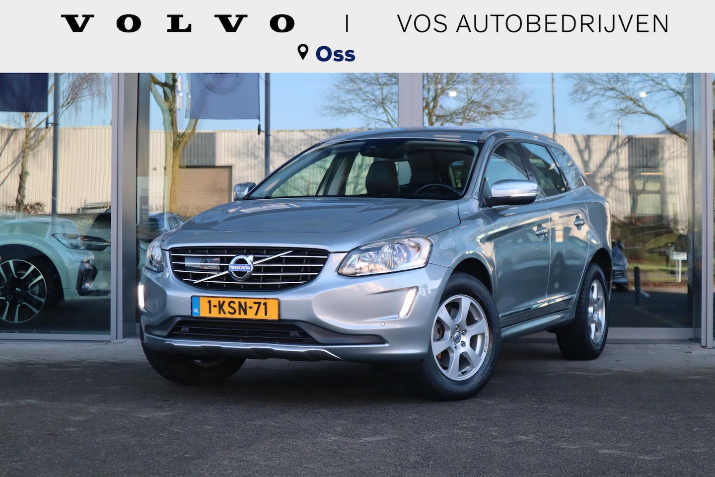 Volvo XC60 - 2.0 T5 FWD Summum | Vos geleverd & onderhouden| Verwarmbare voorstoelen| Verwarmbare voorr - AutoWereld.nl