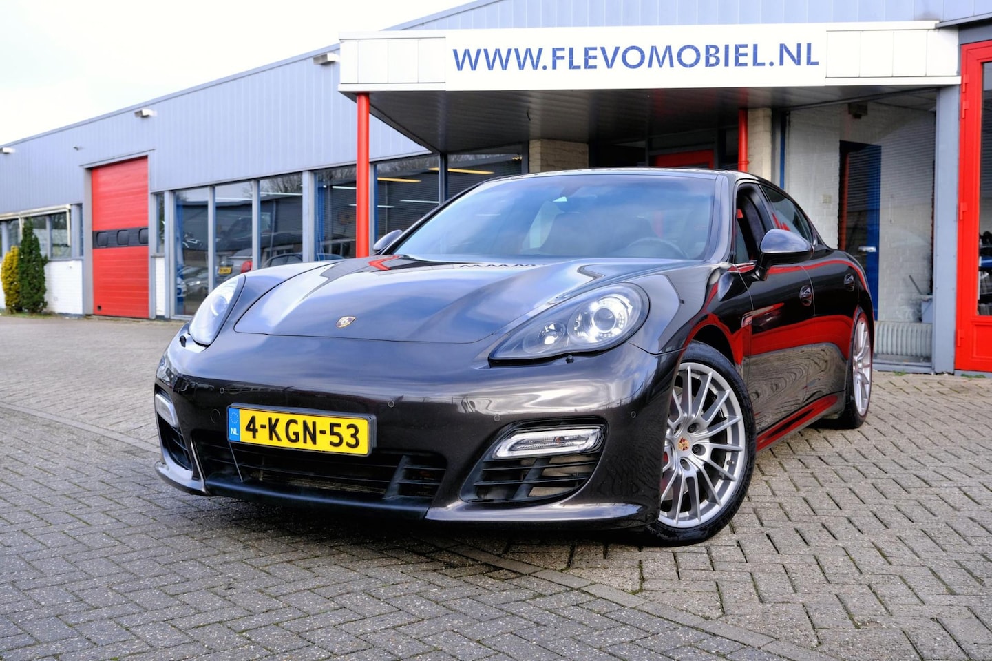 Porsche Panamera - 4.8 GTS 430pk Sportchrono Aut. Pano|Xenon|Leder|Alcantara|Cam|LMV - AutoWereld.nl