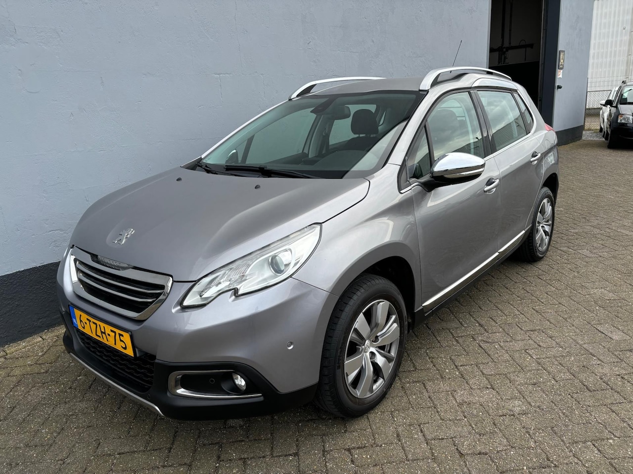 Peugeot 2008 - 1.2 VTi Allure - Climate Control - AutoWereld.nl