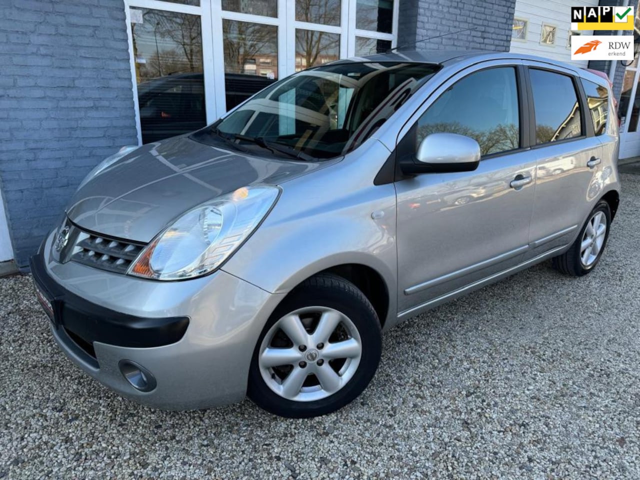 Nissan Note - 1.6 Life IN NIEUWSTAAT MET UNIEK WEINIG KILOMETERS !!!! - AutoWereld.nl