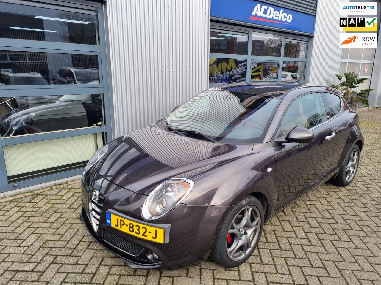 Alfa Romeo MiTo - 0.9 TwinAir ECO Business Super / leer / nieuwe koppeling - AutoWereld.nl