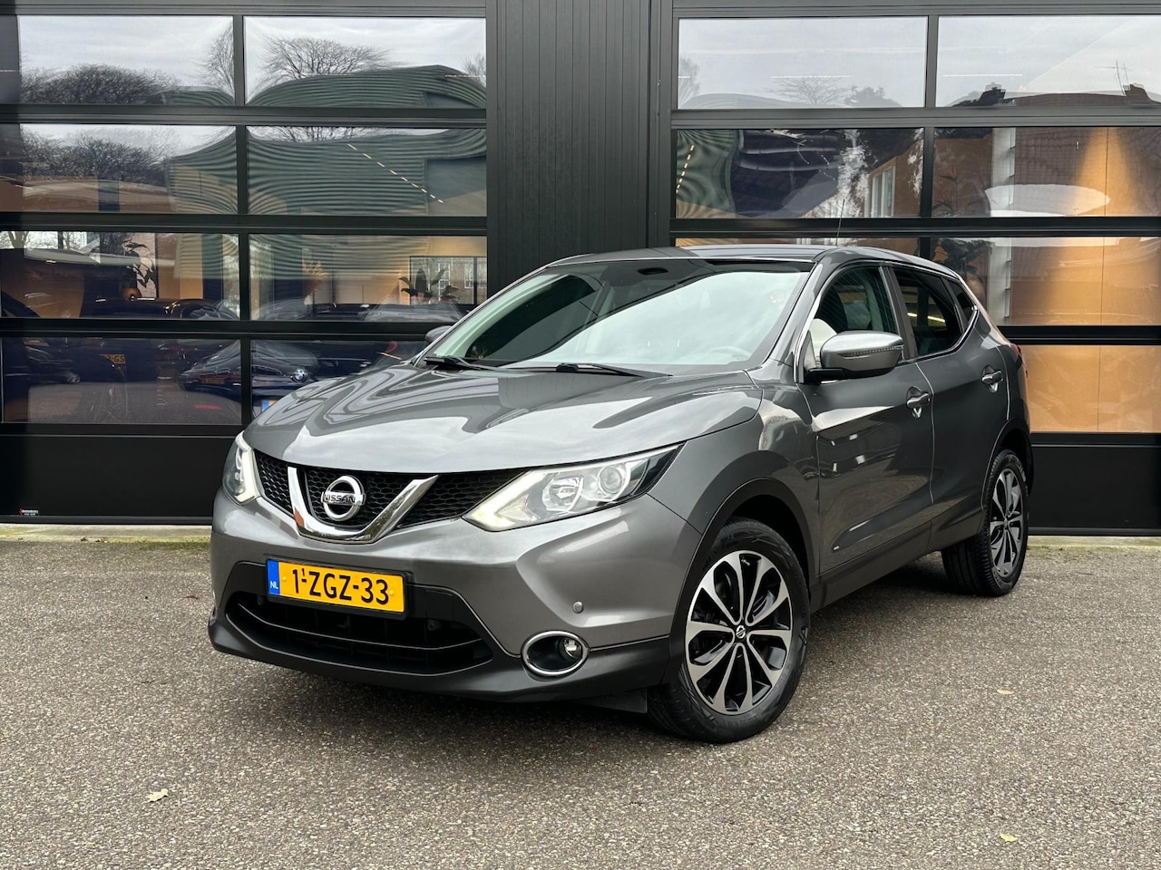 Nissan Qashqai - 1.2 Acenta Led Cruise Trekhaak Airco - AutoWereld.nl