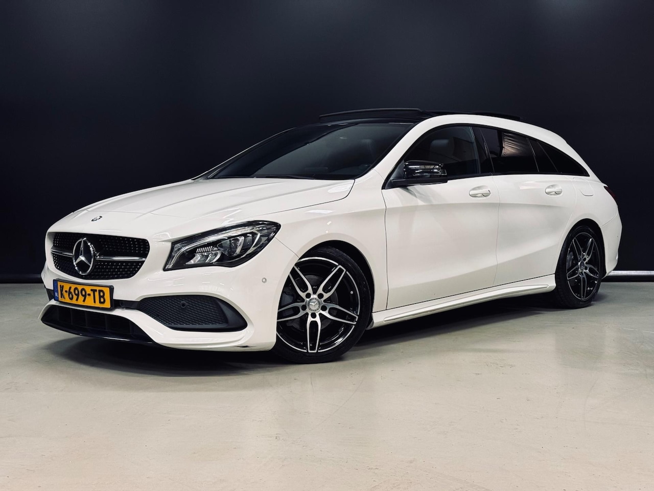 Mercedes-Benz CLA-klasse Shooting Brake - 180 AMG Line 180 AMG Line, Facelift!, Pano, Night Pakket, Navi, Voll Led, Private Glas, Tel, Cam, PDC - AutoWereld.nl