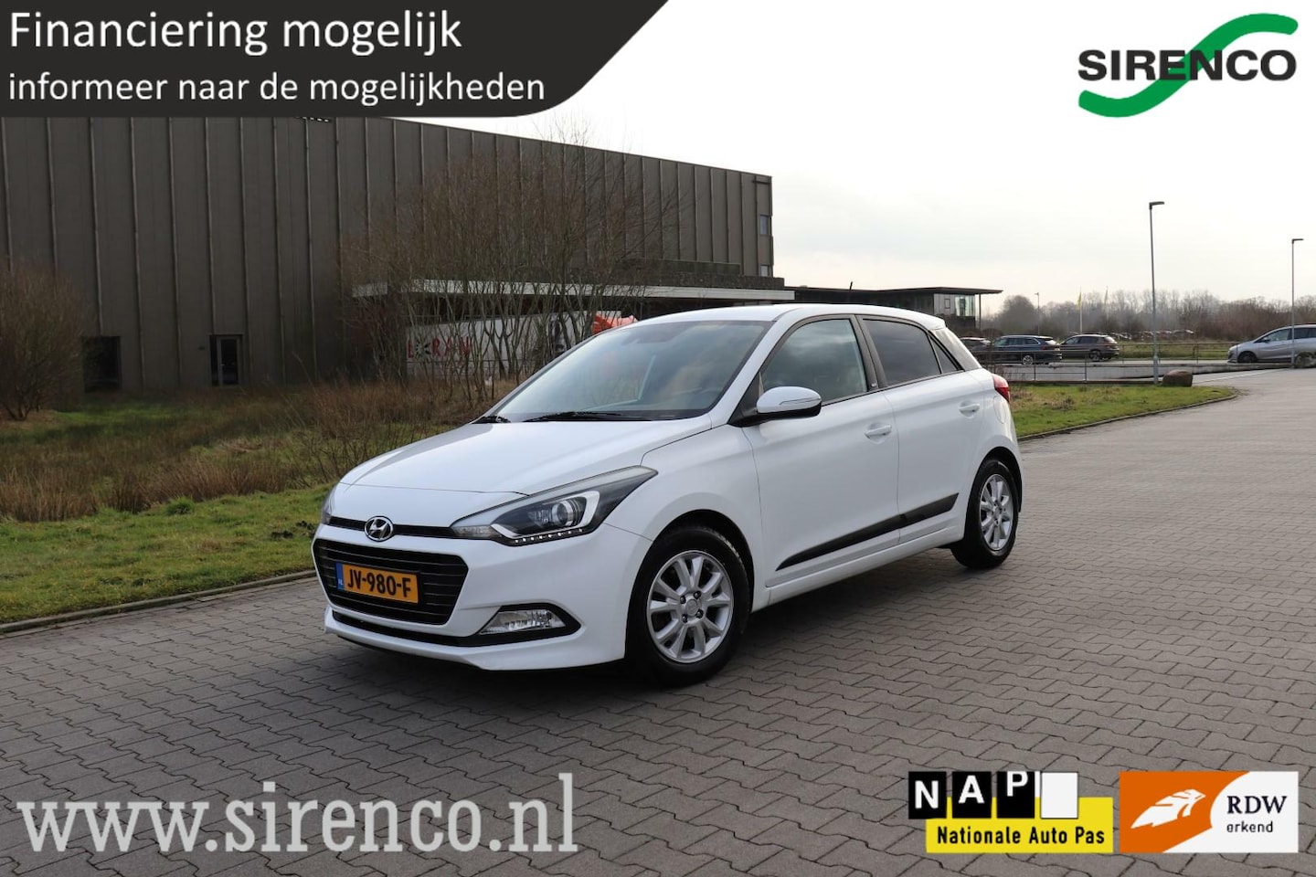 Hyundai i20 - 1.0 T-GDI airco navigatie cruise control dab+ bluetooth camera pdc trekhaak 5-deurs dimmen - AutoWereld.nl