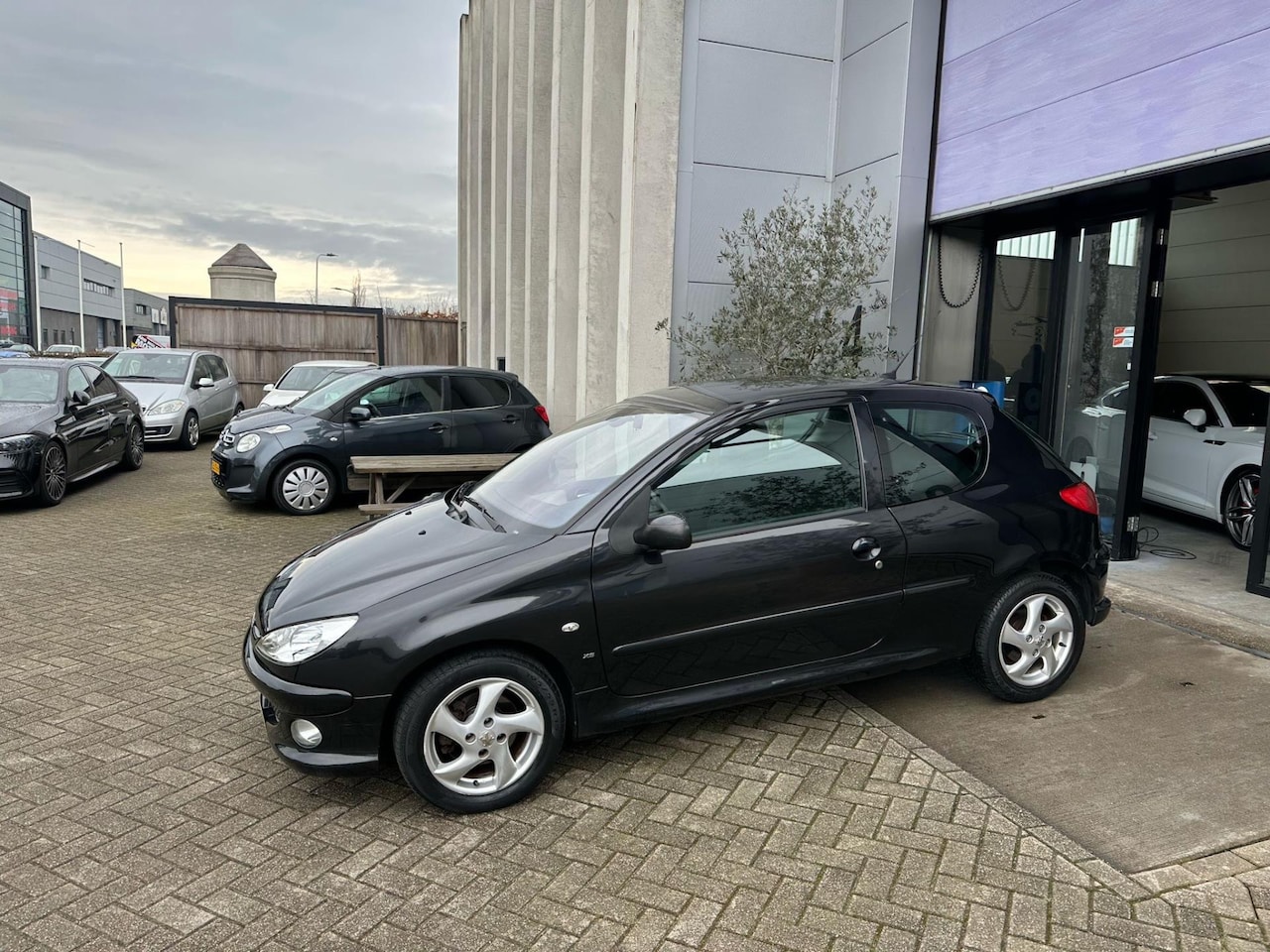 Peugeot 206 - 1.4-16V XS Pack 1E EIG! NAP! AIRCO! NETTE AUTO! - AutoWereld.nl