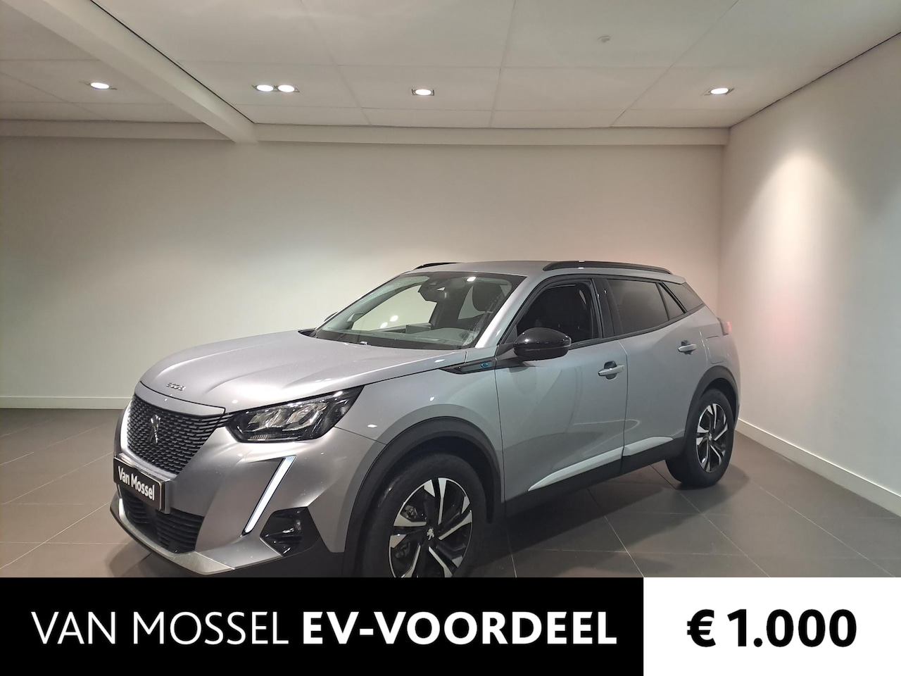 Peugeot e-2008 - EV Allure Pack 50 kWh | Camera | Climate control | Apple Carplay/Android Auto - AutoWereld.nl