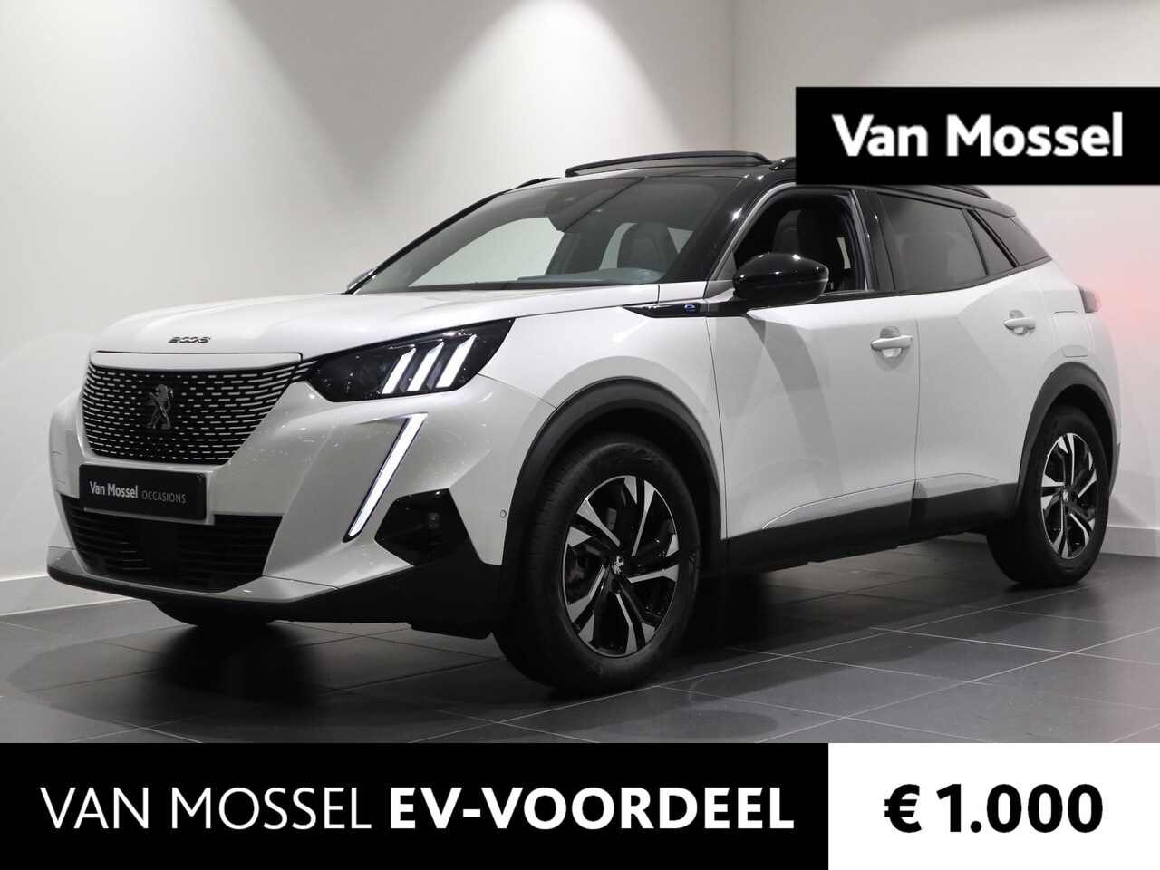 Peugeot e-2008 - EV GT 50 kWh FULL LED - PANODAK - ADAPTIVE CRUISE - KEYLESS! - AutoWereld.nl