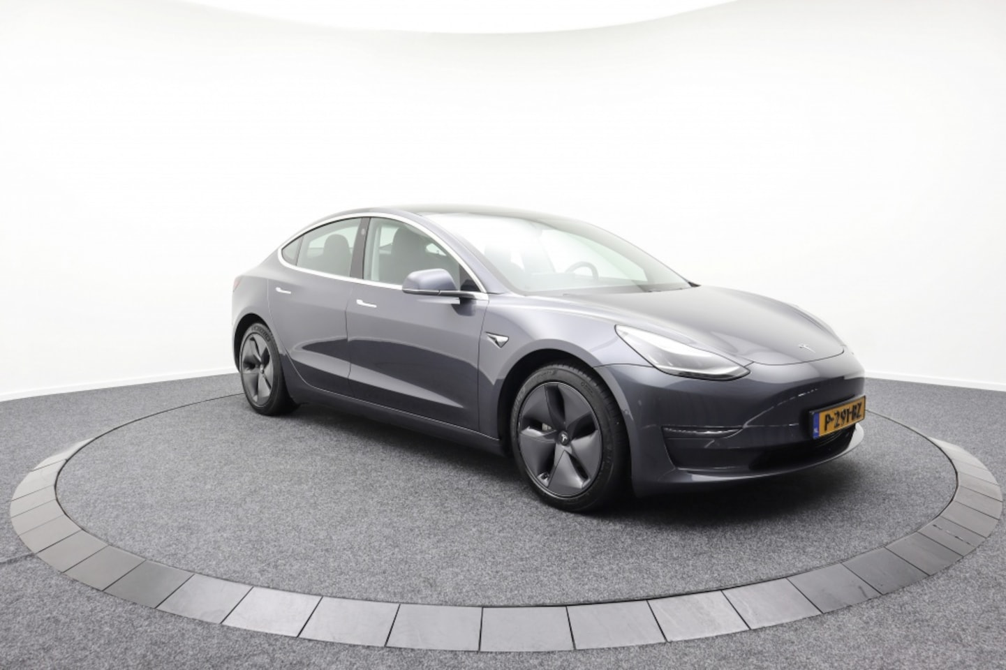 Tesla Model 3 - Long Range RWD Long Range AWD 75kWh | 258kW - AutoWereld.nl