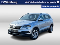 Skoda Karoq - 1.5 TSI ACT 150pk DSG Style / Navigatie / Appconnect / Parkeersensoren V+A / Lichtmetaal 1