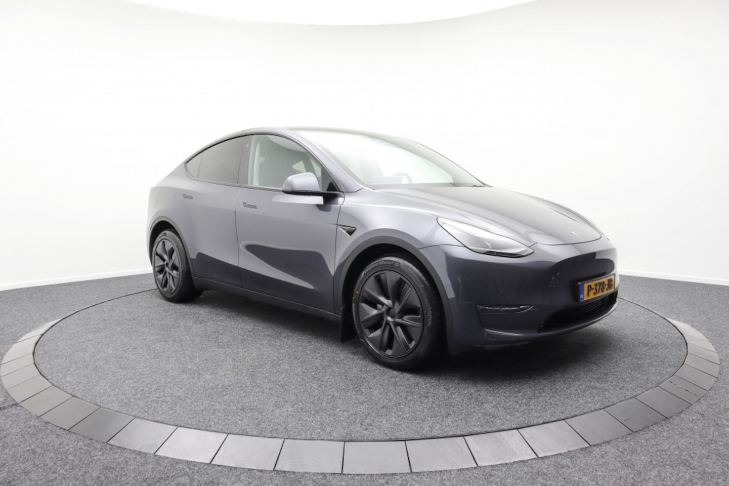 Tesla Model Y - Long Range | 12% Bijtelling! - AutoWereld.nl