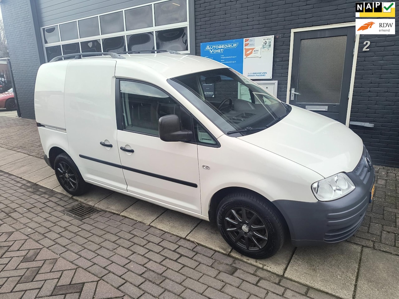 Volkswagen Caddy - 2.0 SDI 2.0 SDI, Nette auto, nieuwe APK en fikse beurt - AutoWereld.nl