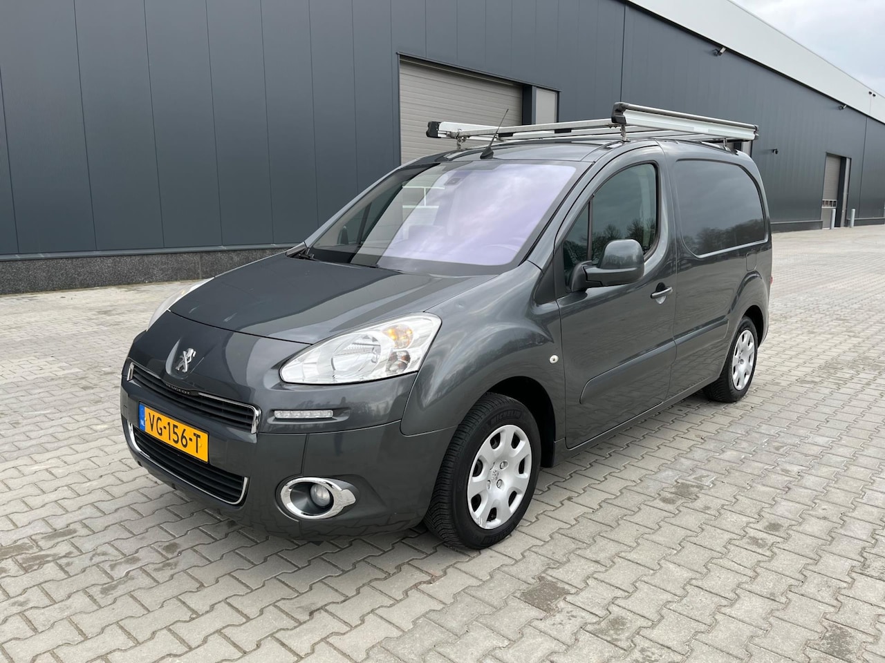 Peugeot Partner - 120 3Prs 1.6 e-HDI L1 122515Nap - AutoWereld.nl