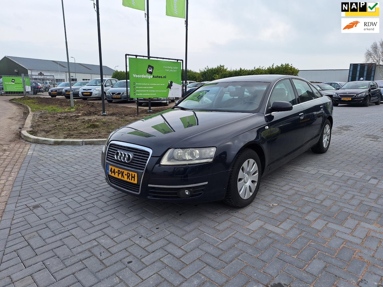 Audi A6 Limousine - 2.4 Pro Line / Zeer nette auto / APK feb 2026 - AutoWereld.nl