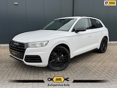 Audi Q5 - 2.0 TDI Sport * Black pakket * Stoelverwarming * Cruise * Trekhaak