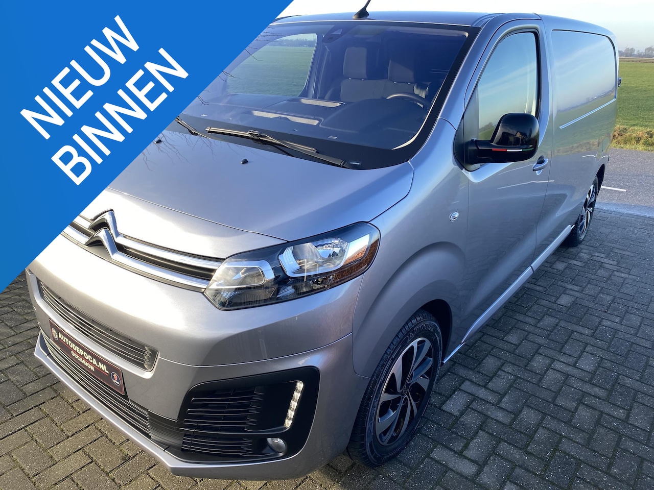 Citroën Jumpy - 2.0 BlueHDI 145 L2 Nieuwstaat! Trekhaak/ Betimmering/ 18.966 KM! - AutoWereld.nl