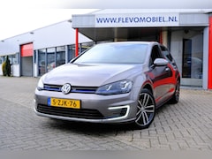 Volkswagen Golf - 1.4 TSI GTE Aut.Navi|Sportstoelen|Clima|LMV