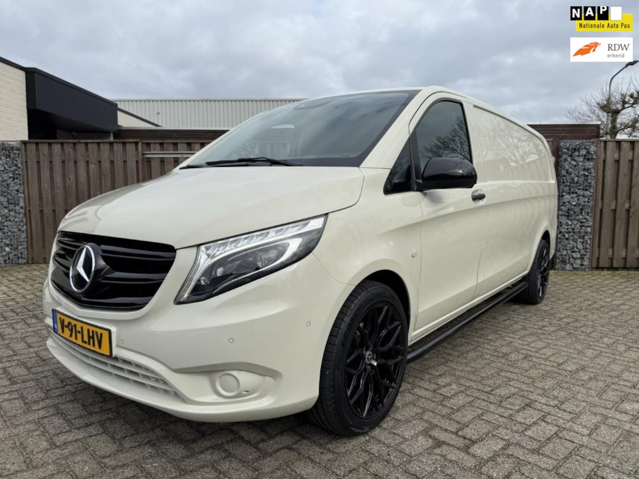 Mercedes-Benz Vito - 114 CDI Extra Lang LED - AutoWereld.nl