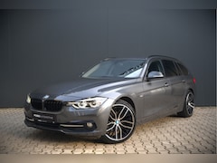 BMW 3-serie Touring - 318i Centennial Executive Sport Line | Stoelverwarming | Navigatie | LED | Keyless | Cruis