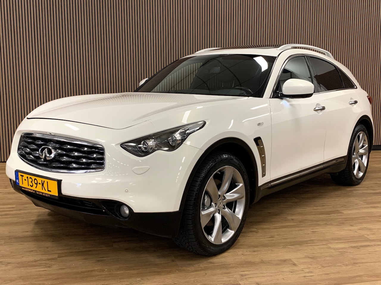 Infiniti FX - 30d S|360 Camera|Automaat|Opendak|Navigatie| - AutoWereld.nl