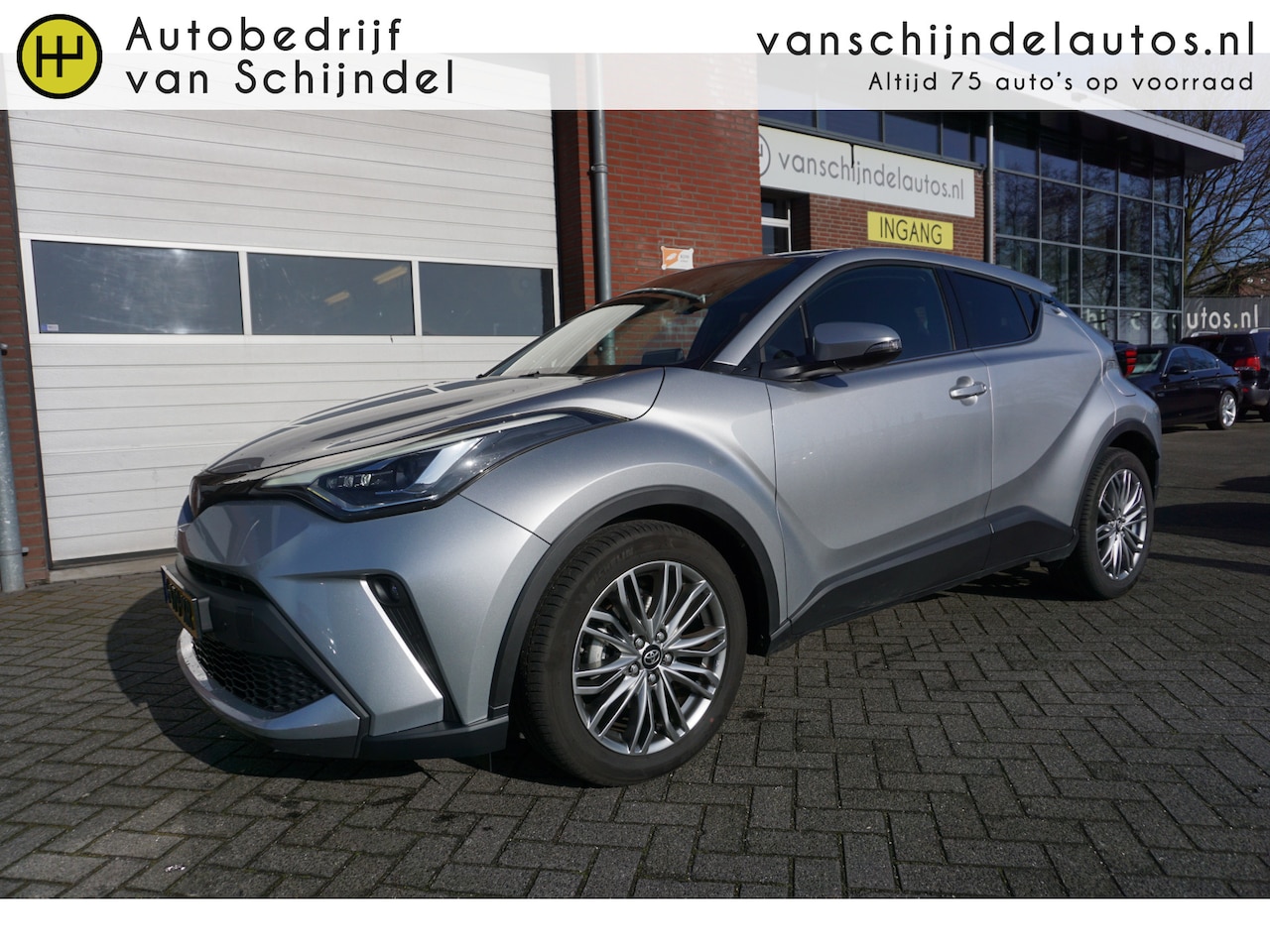 Toyota C-HR - 1.8 HYBRID EXECUTIVE LUXE ORIGINEEL NEDERLANDS MET 3945KM!!! CAMERA LEDER STOELVERWARMING - AutoWereld.nl