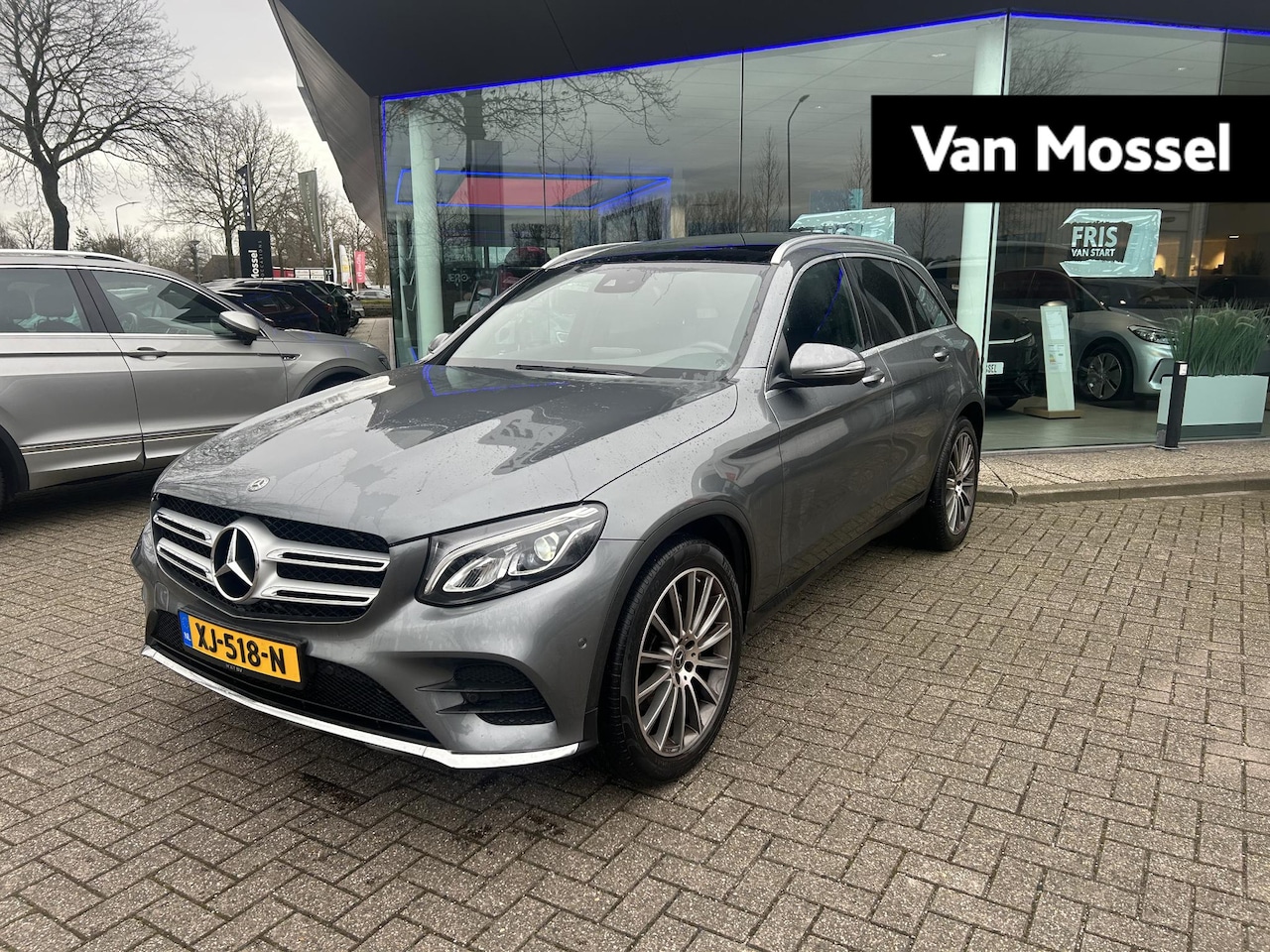 Mercedes-Benz GLC-klasse - 250 4MATIC Premium Plus | VERWACHT | AMG PAKKET | PANORAMADAK | ACHTERUITRIJCAMERA | HALF- - AutoWereld.nl