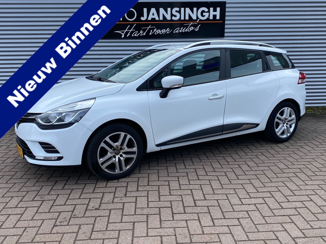 Renault Clio Estate - 0.9 TCe Zen | Snelheidsregelaar | Navi | Airco | Trekhaak! | LM Velgen RIJKLAARPRIJS INCL - AutoWereld.nl