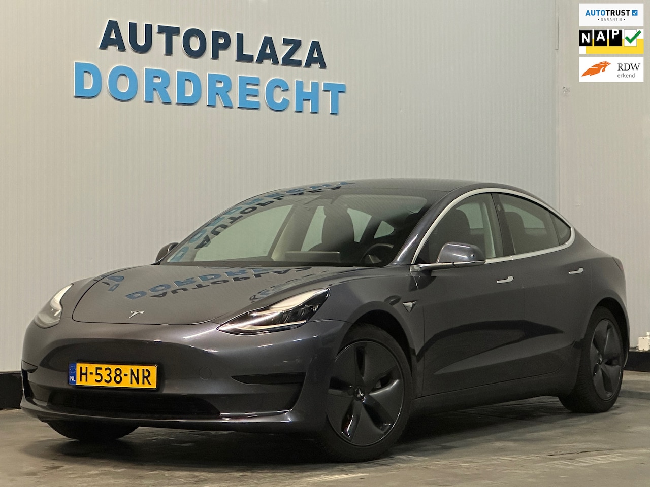 Tesla Model 3 - Standard RWD Plus 60 kWh - AutoWereld.nl